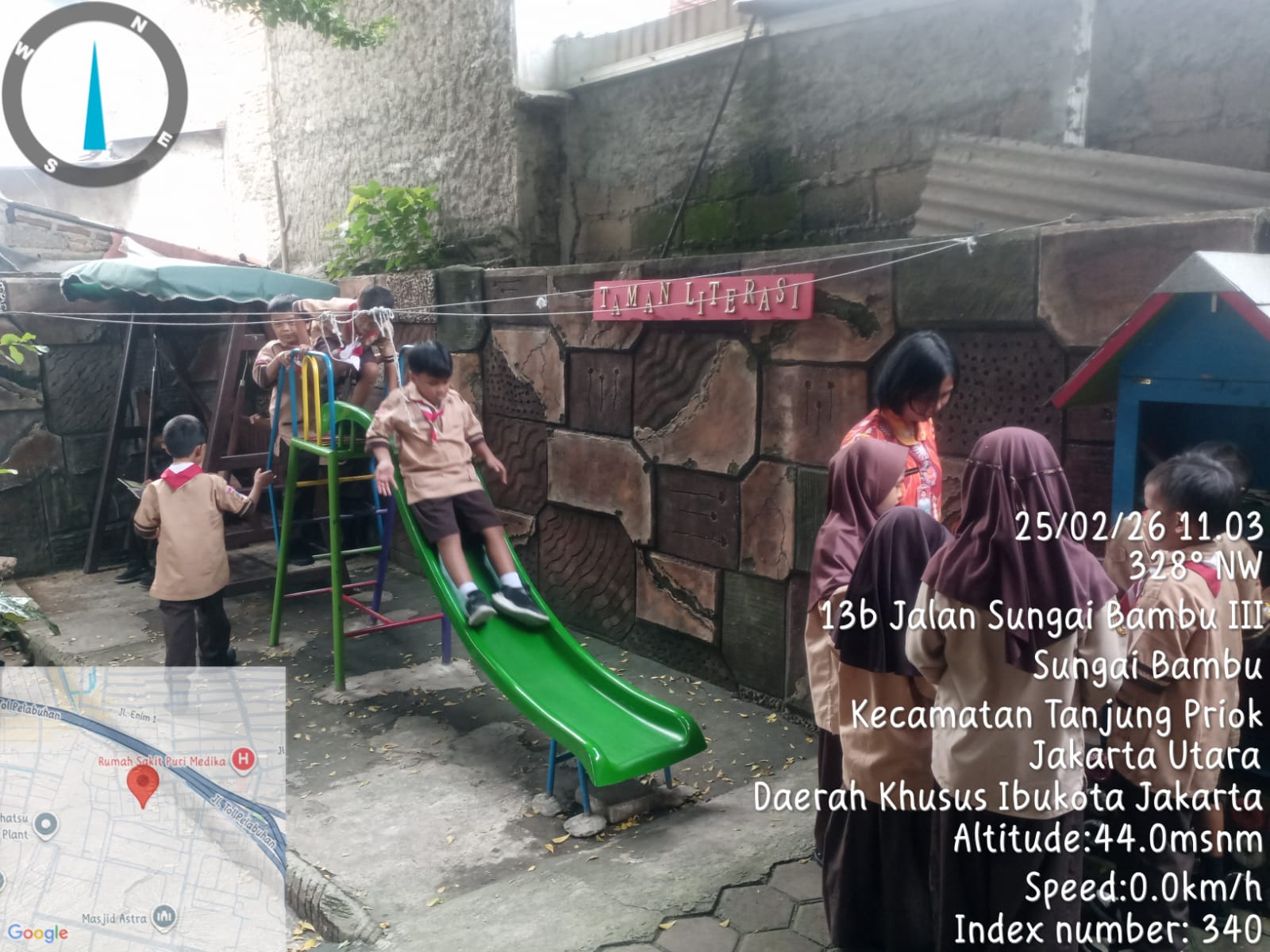 Taman Literasi Sekolah